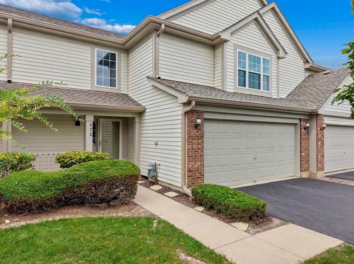472 Heather Ct. #40-C2-472, Lindenhurst, IL 60046