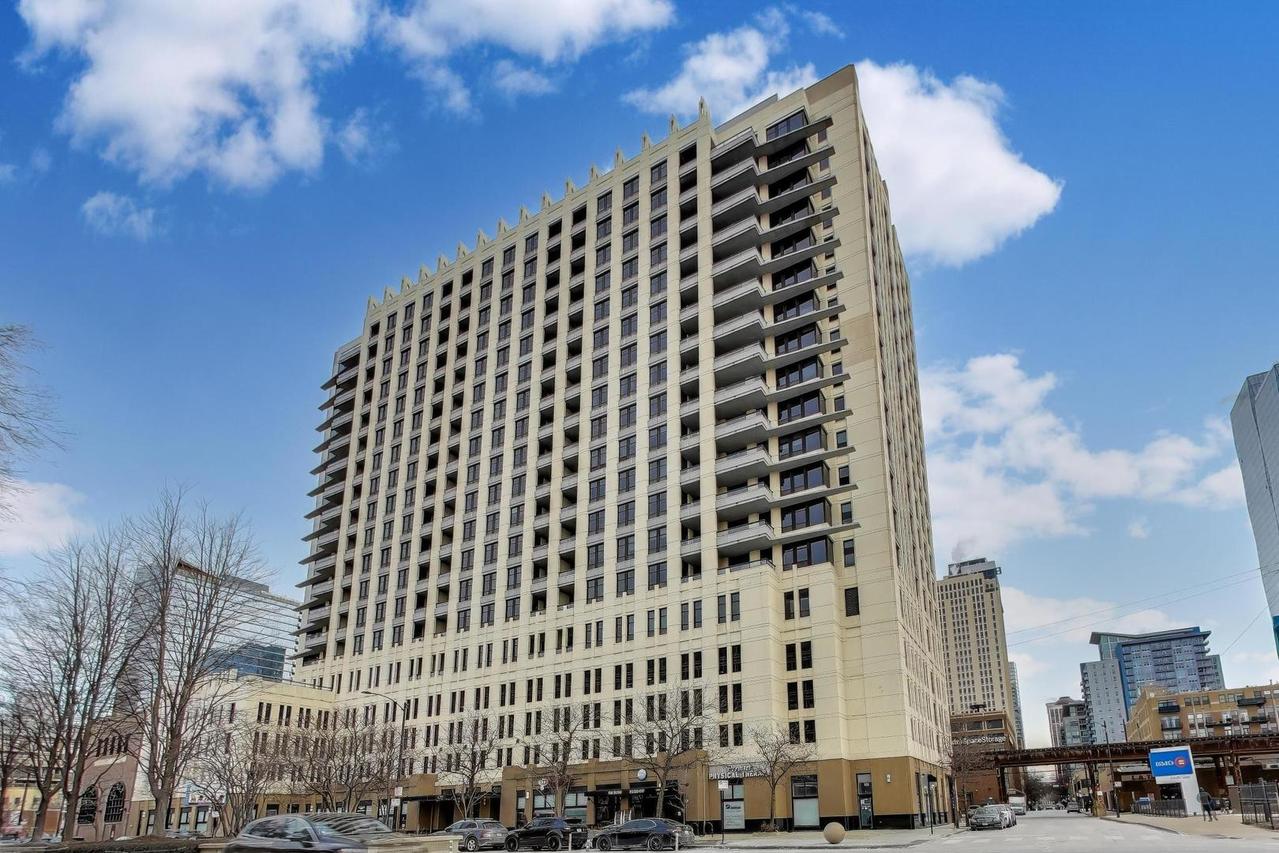 1255 S State St. #1502, Chicago, IL 60605