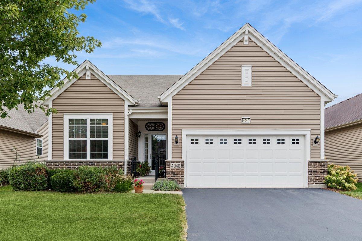 4040 Chesapeake Ln., Naperville, IL 60564