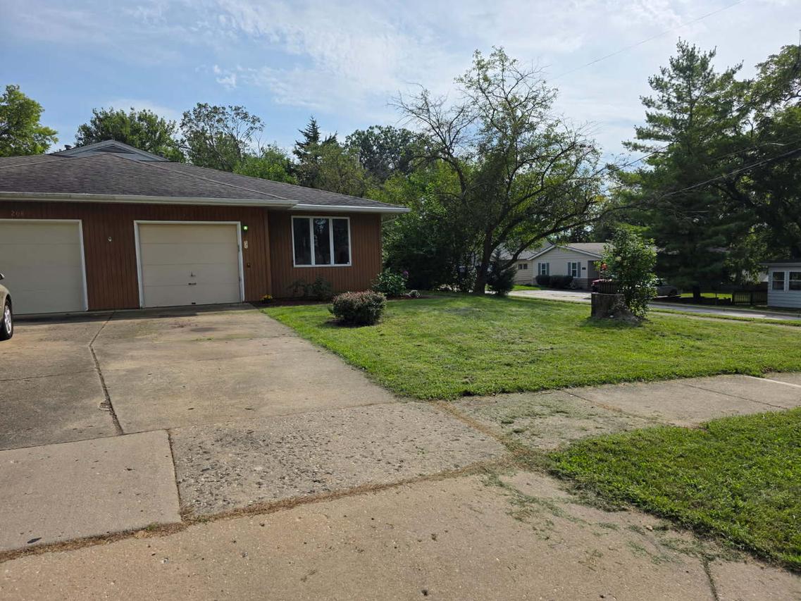 206 Webster St., Batavia, IL 60510