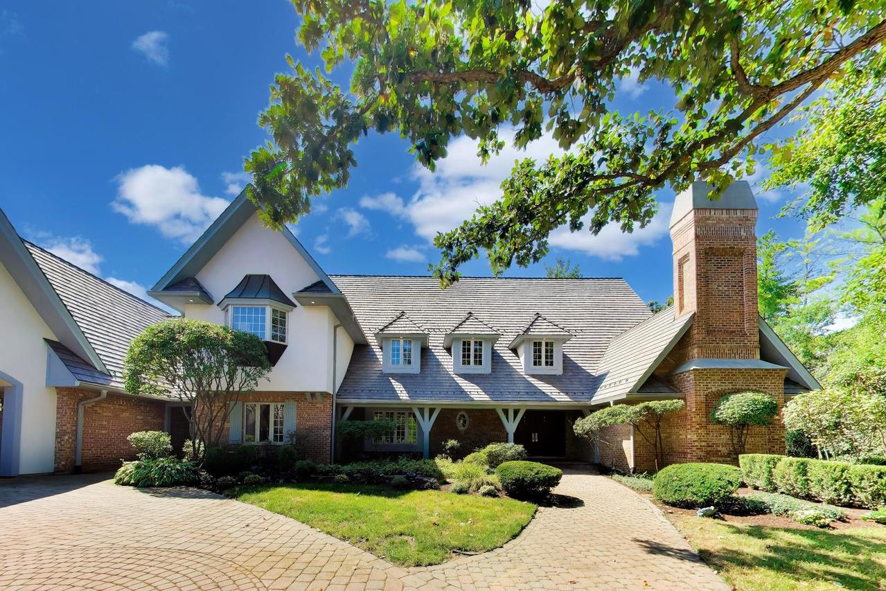 1400 Kurtis Ln., Lake Forest, IL 60045