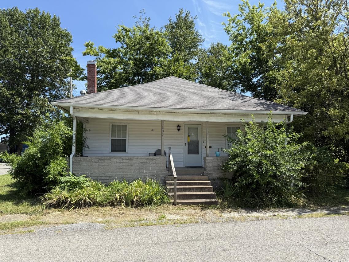 203 N Mclaren St., Marion, IL 62959