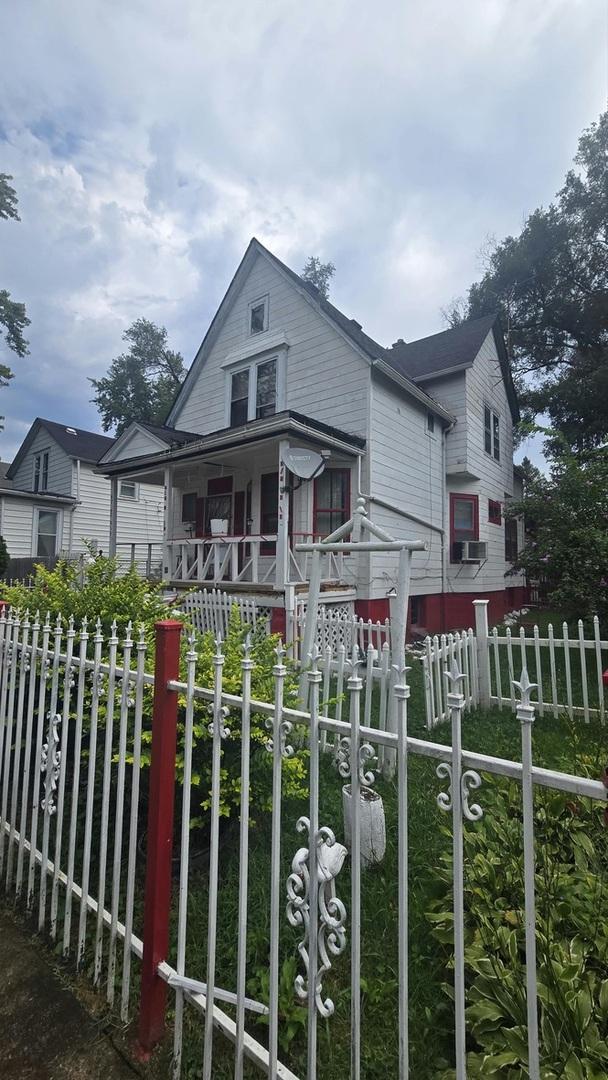 12047 S Parnell Ave., Chicago, IL 60628