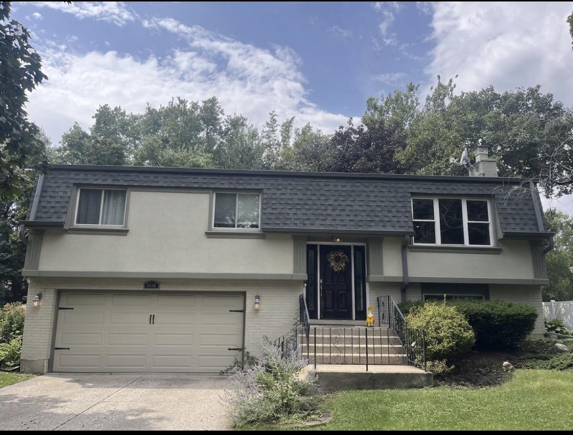 2248 Kingston Dr., Wheaton, IL 60189
