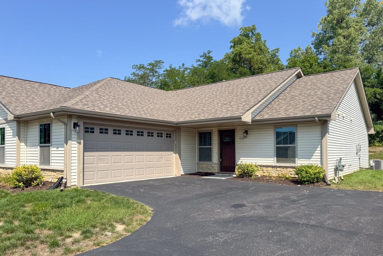 5604 Jackies Dr. #R, Loves Park, IL 61111