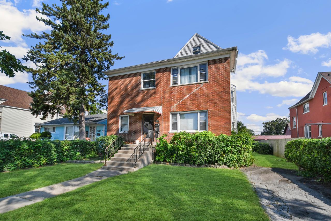 25 W 21st St., Chicago Heights, IL 60411