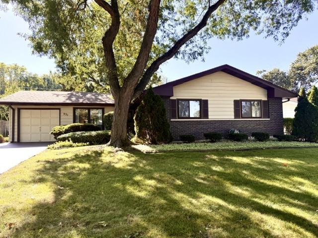 21W331 Ahlstrand Rd., Lombard, IL 60148