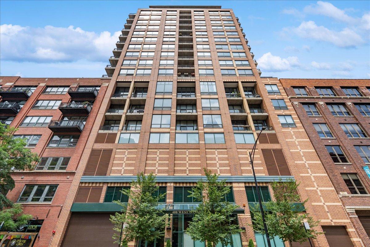 400 W Ontario St. #1404, Chicago, IL 60654