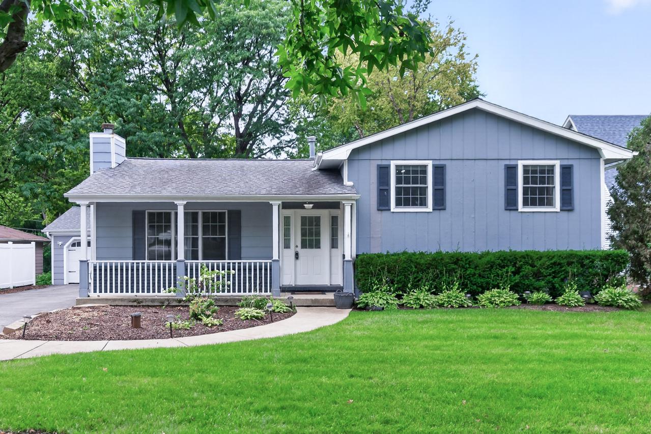 6914 Brookbank Rd., Darien, IL 60561