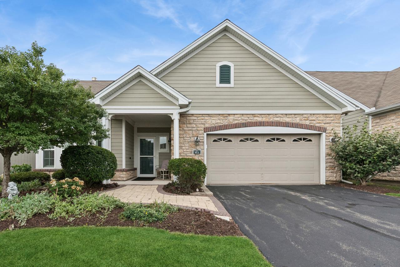613 Handel Ln., Woodstock, IL 60098