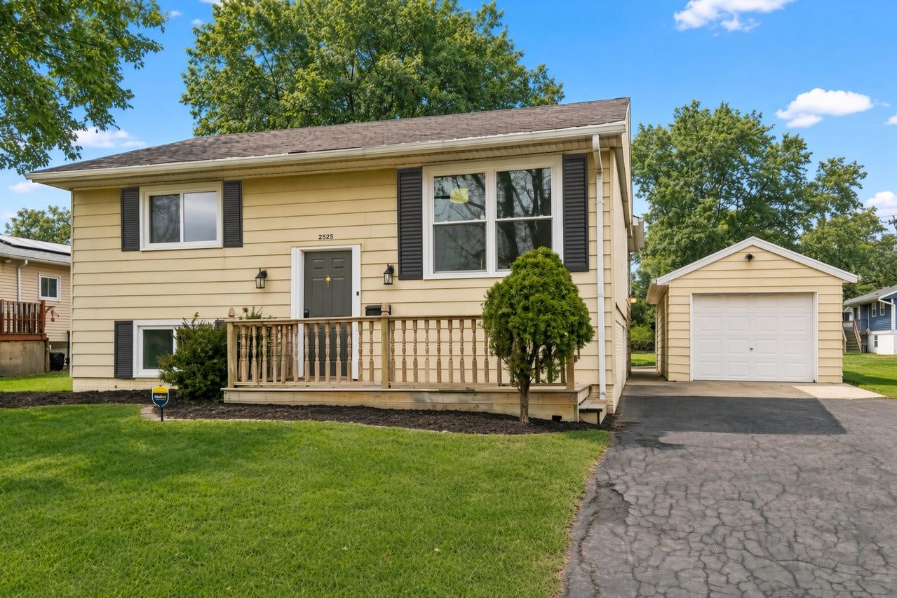 2525 223rd St., Sauk Village, IL 60411