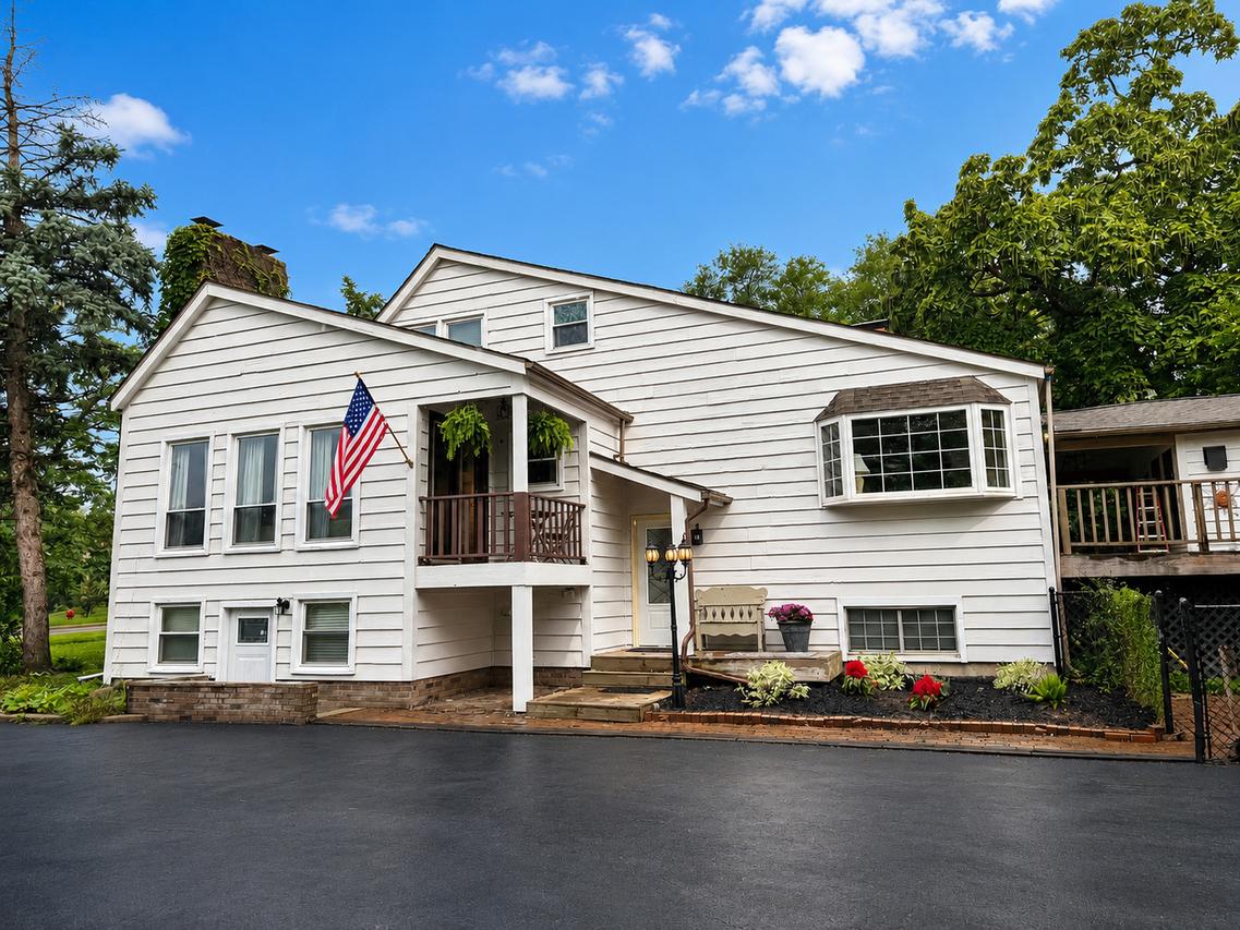 3062 Ridgeland Ave., Lisle, IL 60532