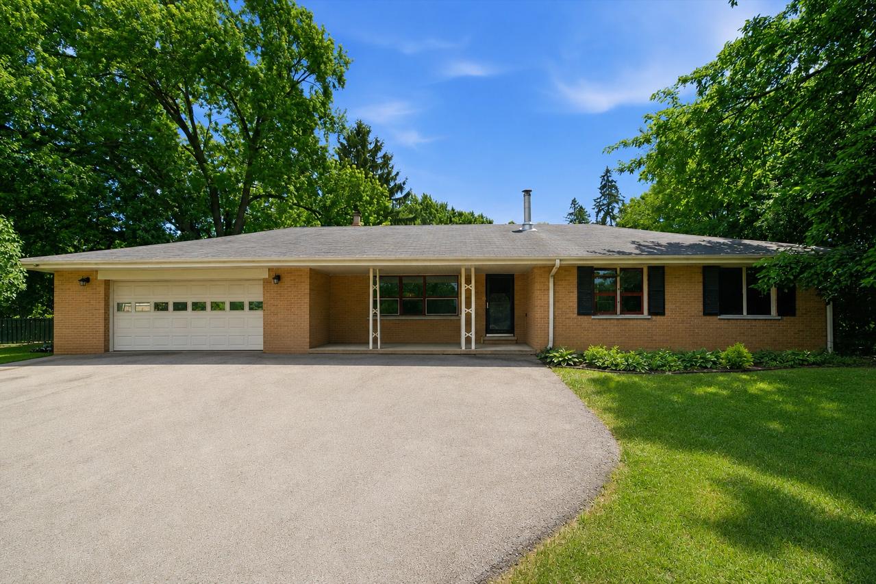 2215 Palatine Rd., Inverness, IL 60067