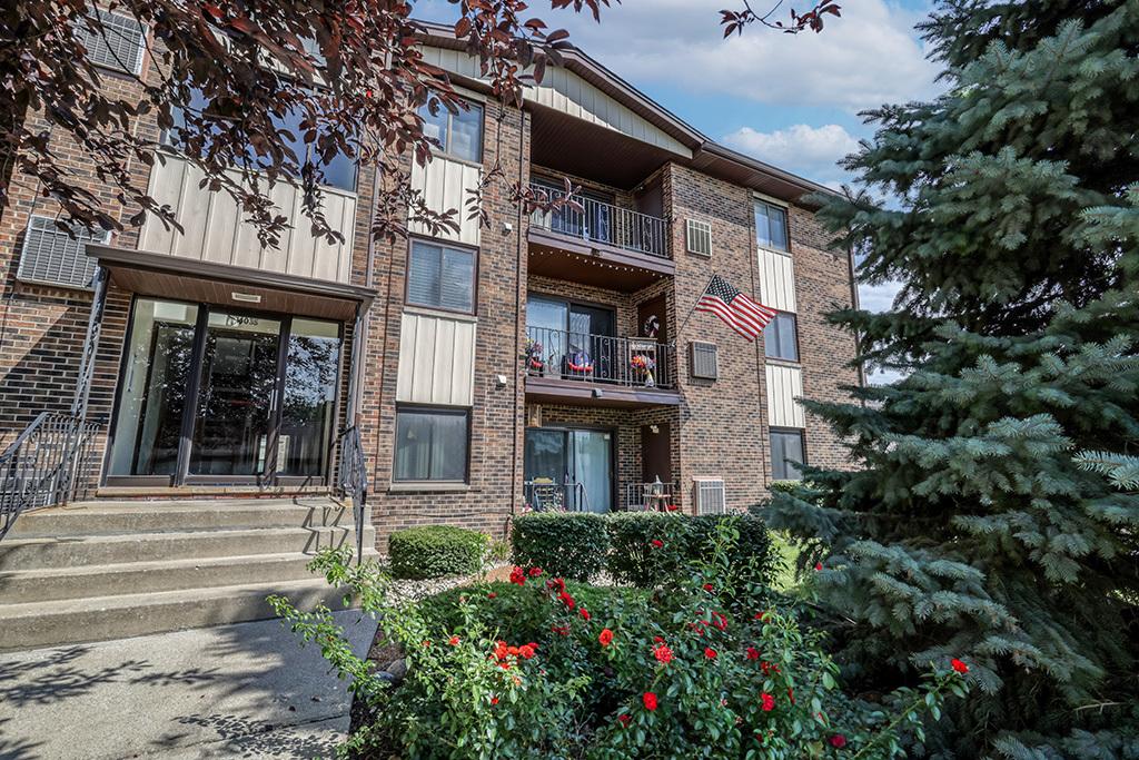 14035 Laramie Ave. #409, Crestwood, IL 60418