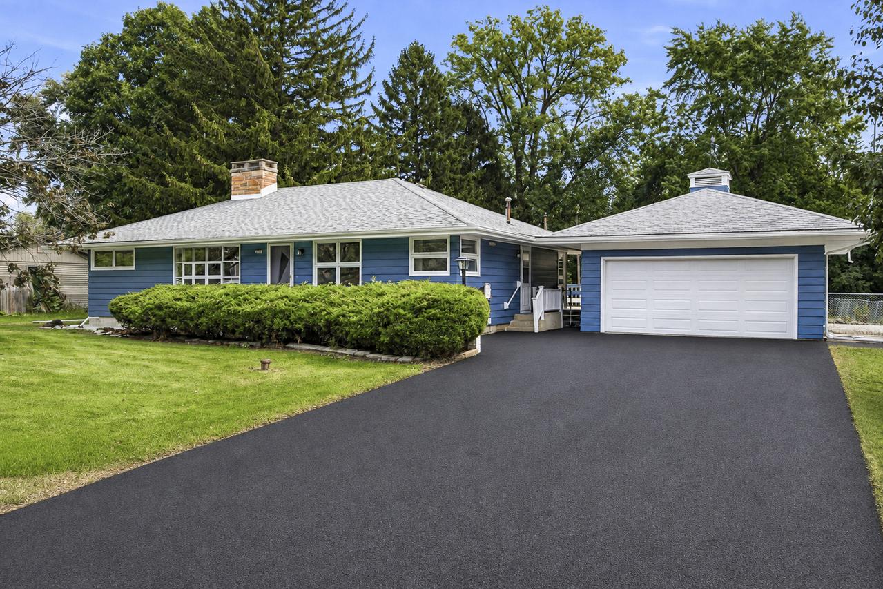 2275 Nan St., Aurora, IL 60502