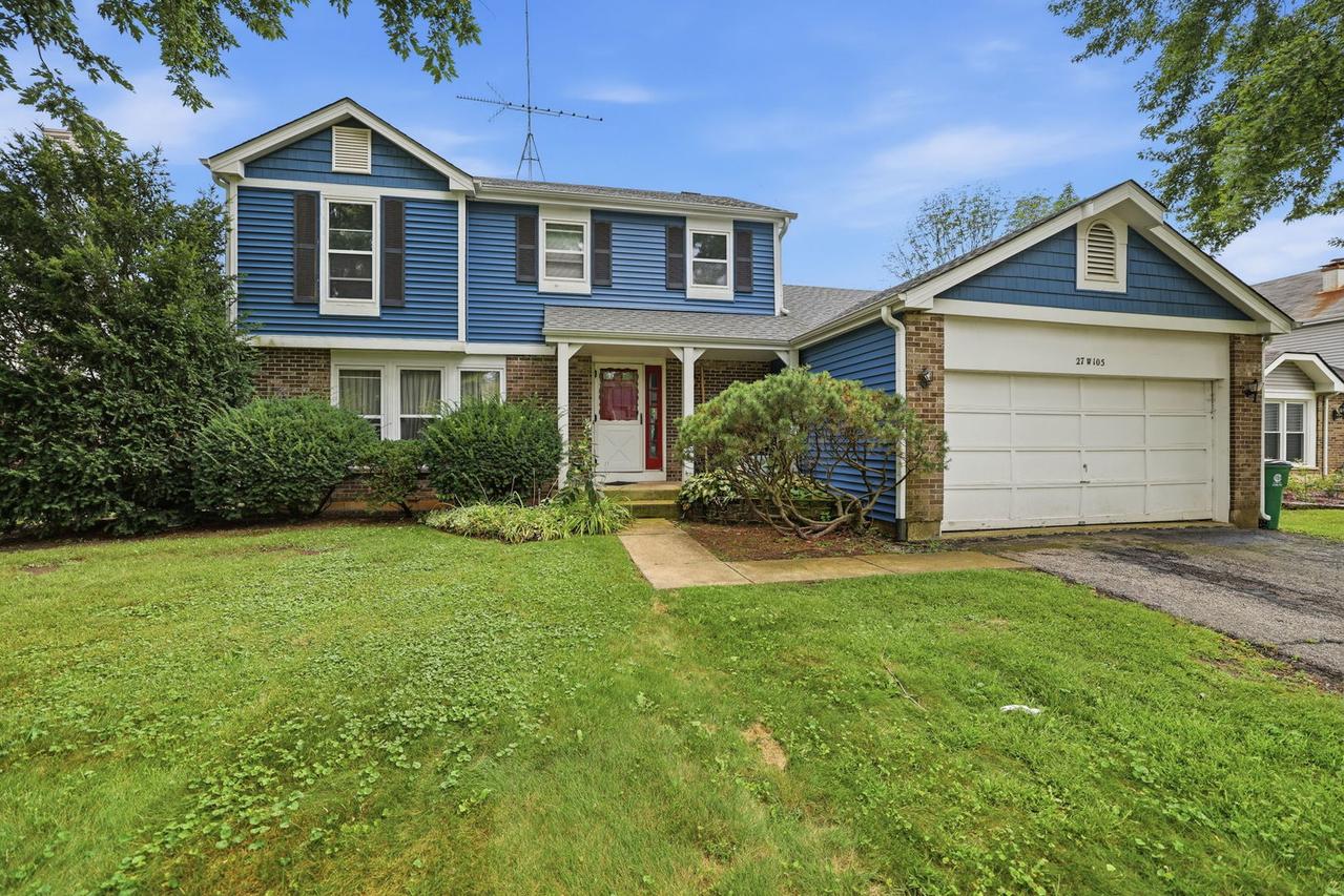27W105 Walnut Dr., Winfield, IL 60190