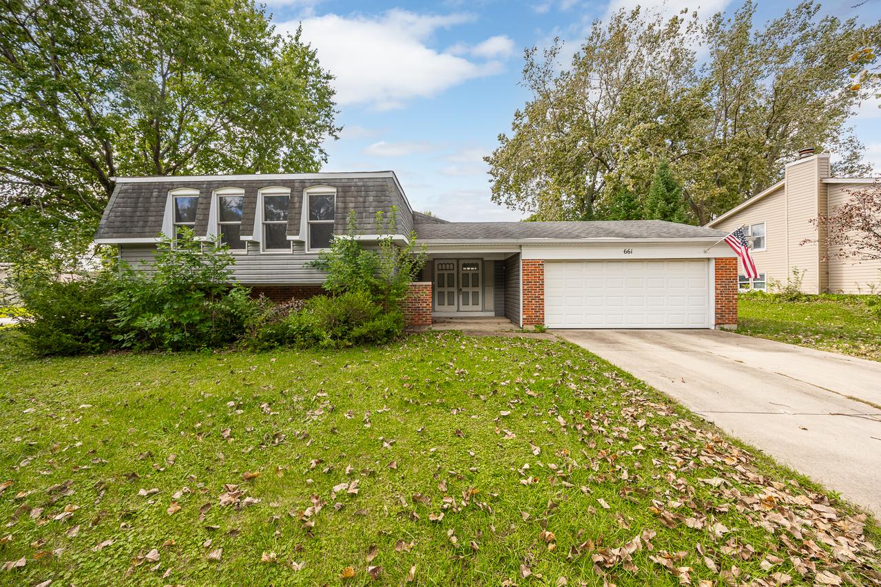 661 Banbury Way, Bolingbrook, IL 60440