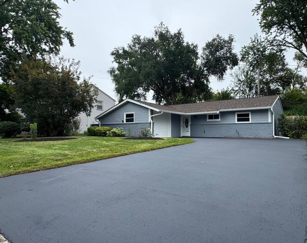 144 N Pinecrest Rd., Bolingbrook, IL 60440