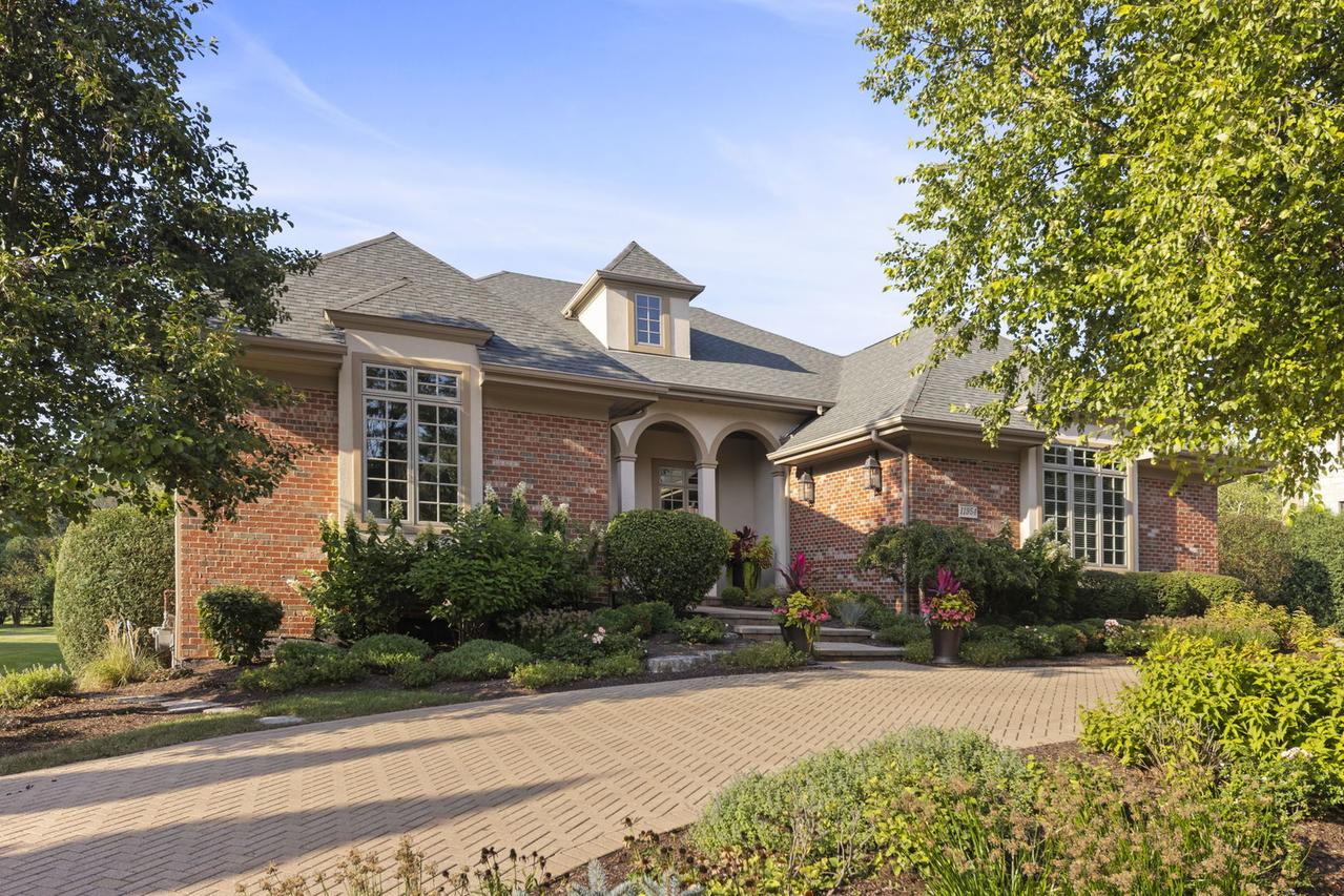 11954 Cross Creek Ct., Burr Ridge, IL 60527