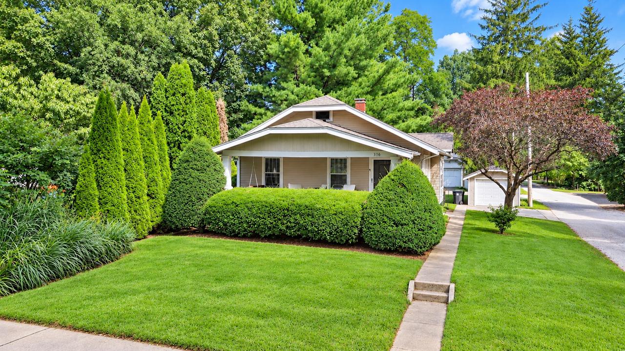 306 Gregory St., Normal, IL 61761