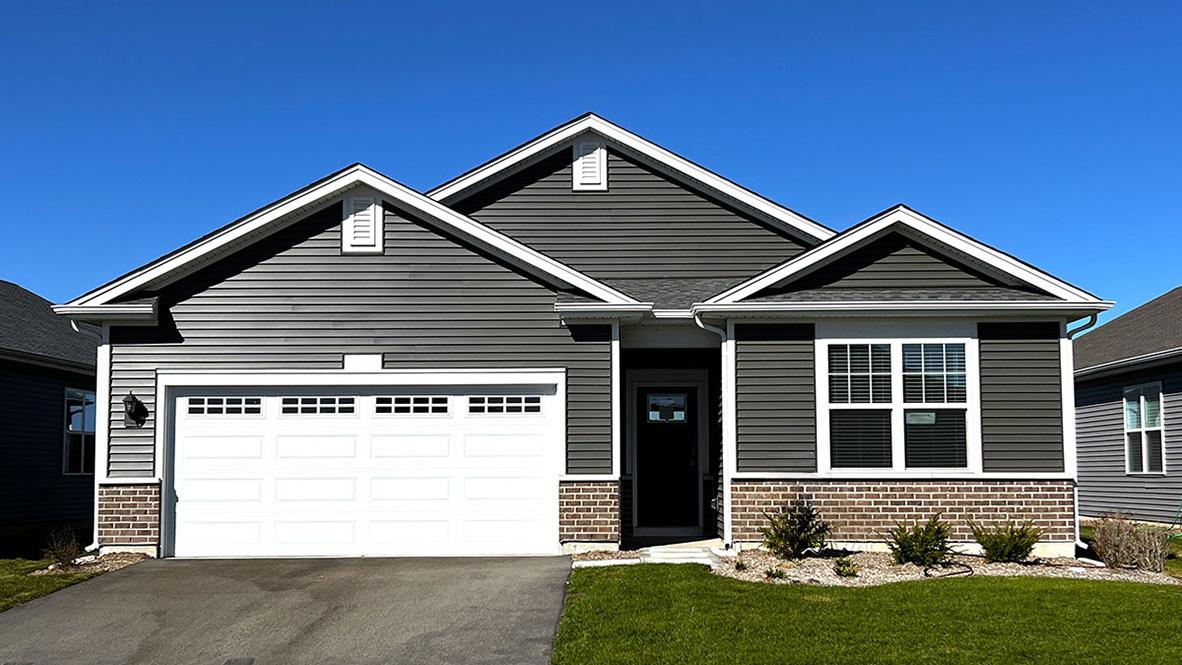 2553 Skye Dr., Pingree Grove, IL 60140
