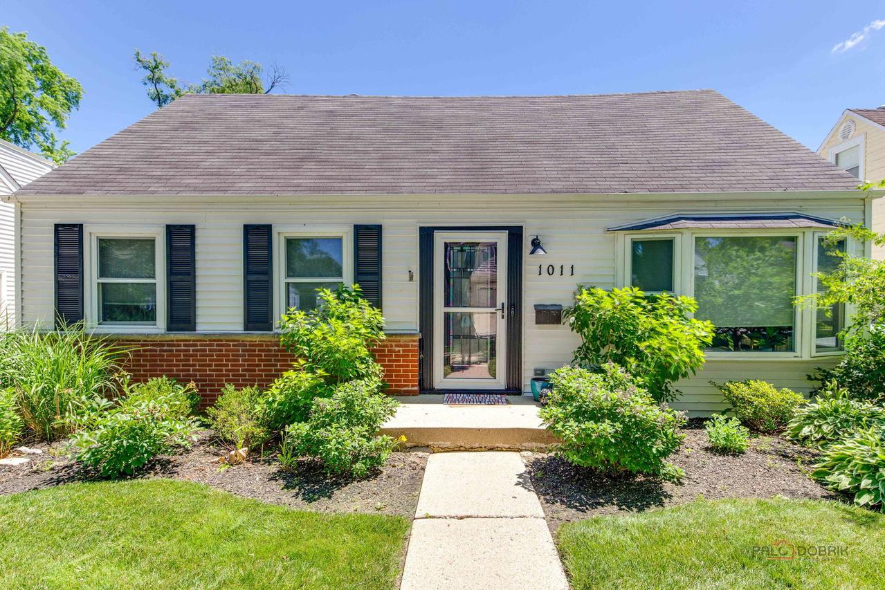 1011 N Haddow Ave., Arlington Heights, IL 60004