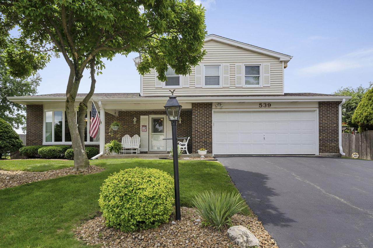 539 Hamilton Ave., Westmont, IL 60559