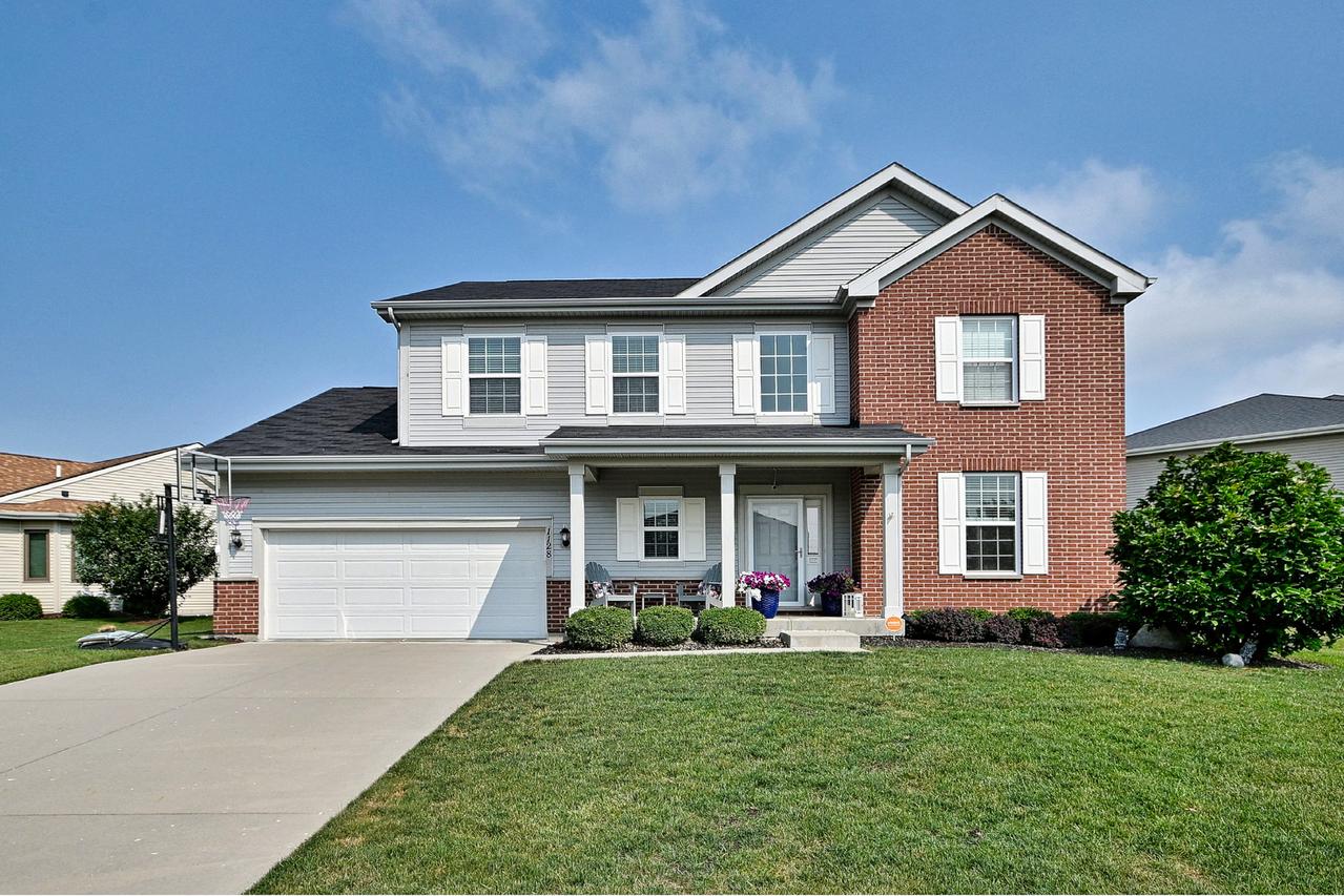 1128 Kingsmill Dr., Algonquin, IL 60102
