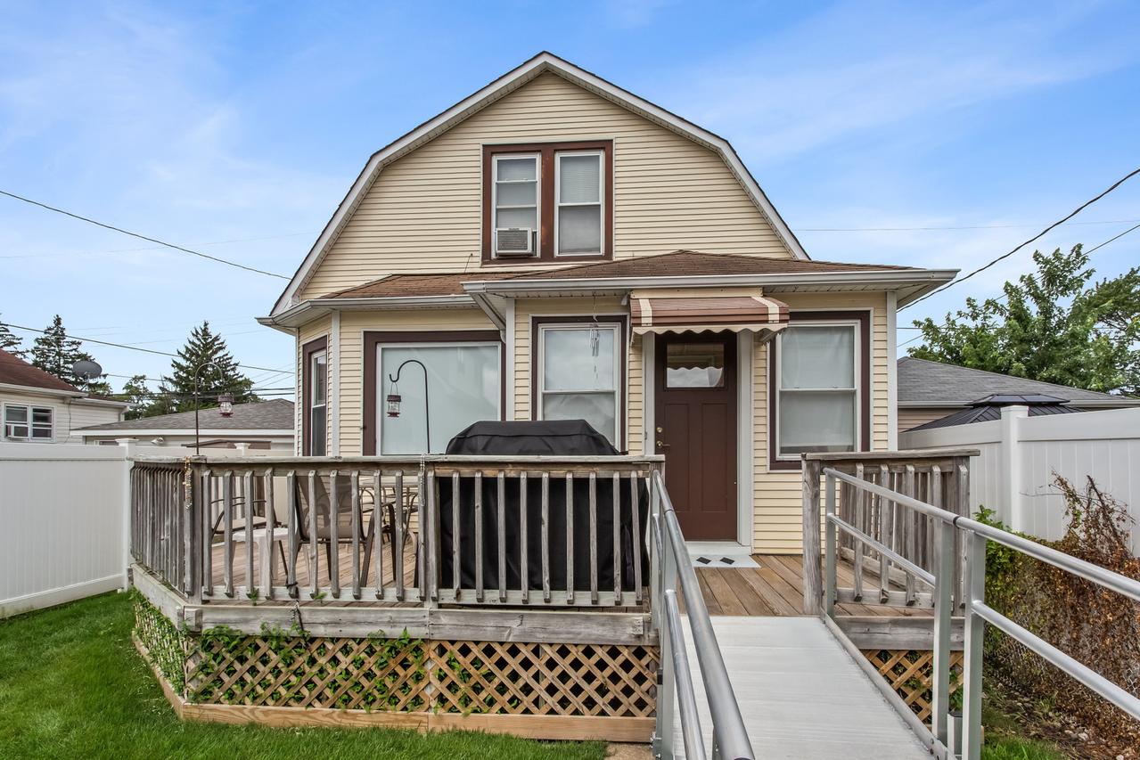 3872 N Ottawa Ave., Chicago, IL 60634