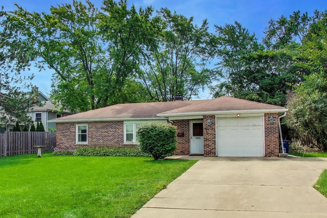 2331 Dundee Rd., Northbrook, IL 60062