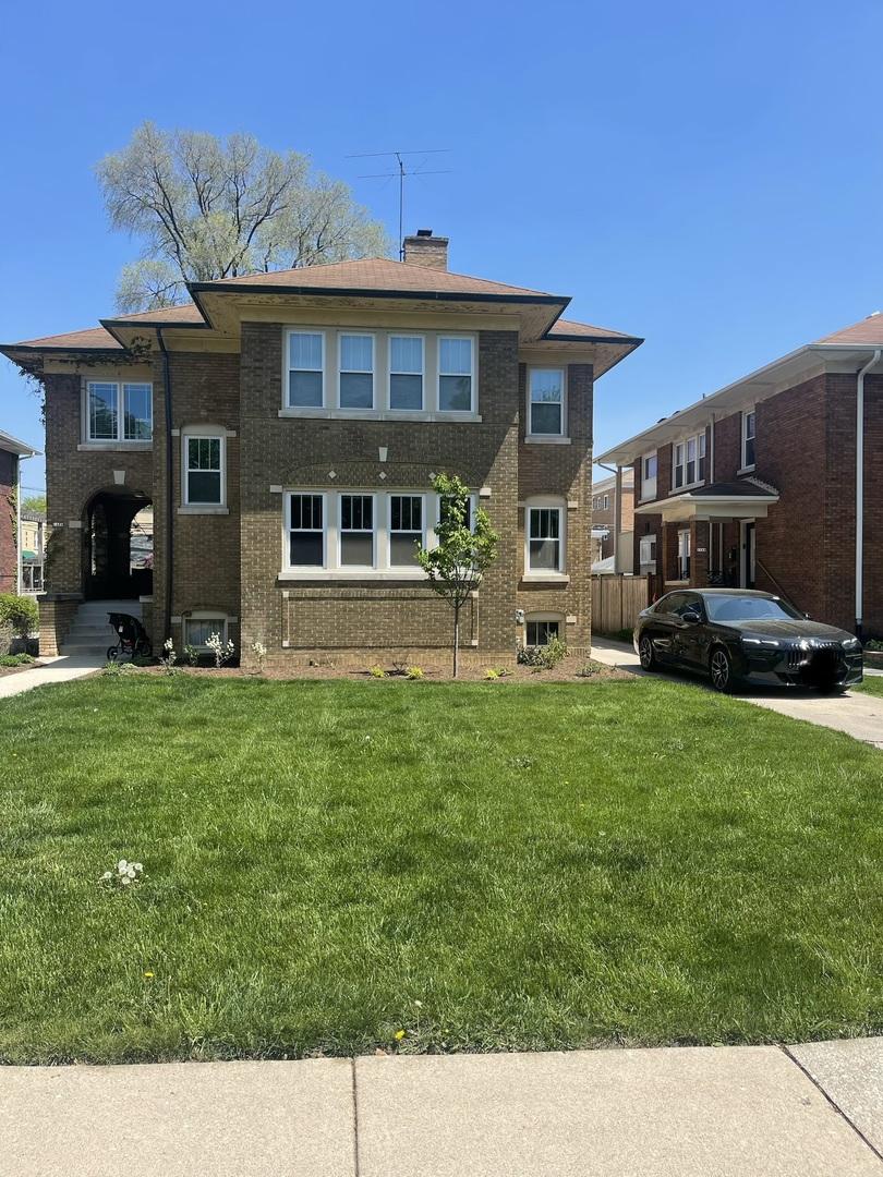 1123 Bonnie Brae Pl., River Forest, IL 60305