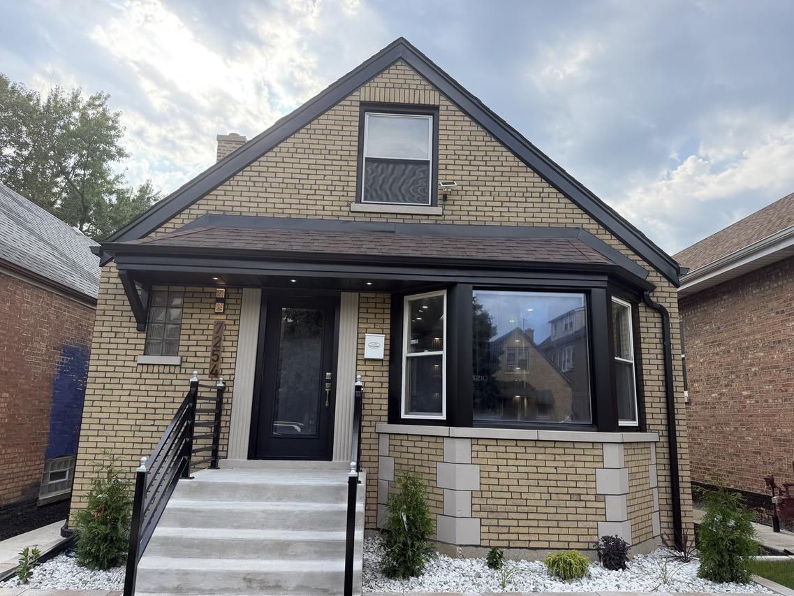 7254 S Talman Ave., Chicago, IL 60629