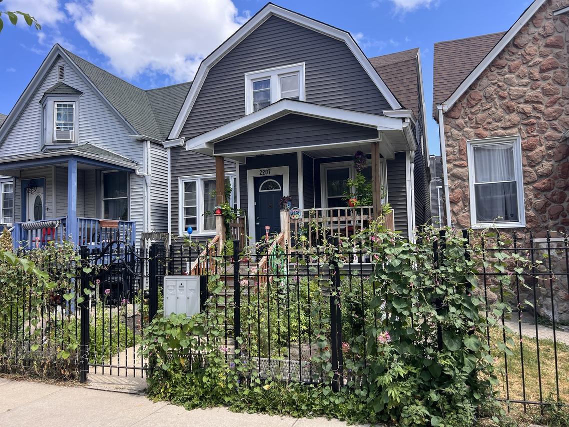 2207 N Lawndale Ave., Chicago, IL 60647