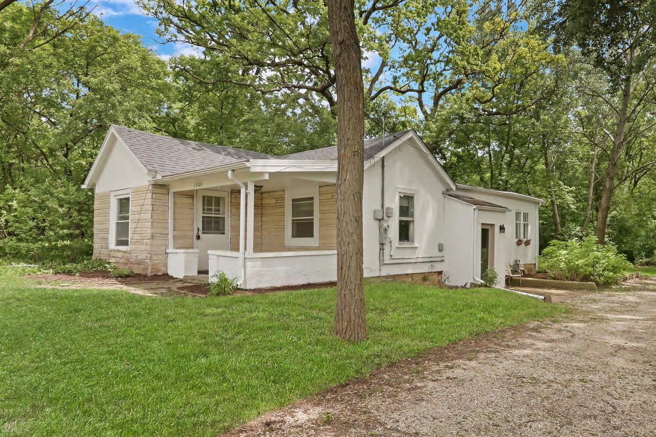 13701 Wadsworth Rd., Wadsworth, IL 60083