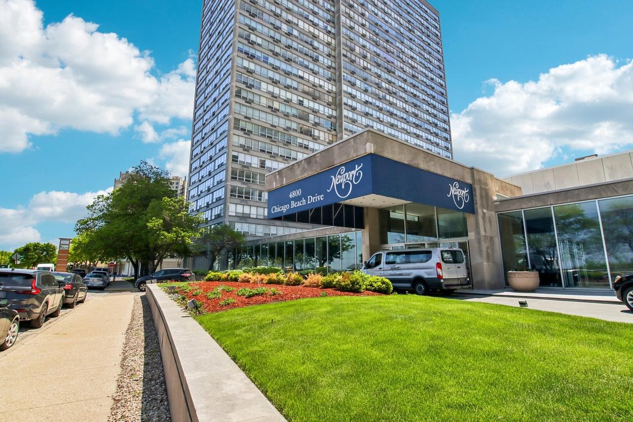 4800 S Chicago Beach Dr. #1507S, Chicago, IL 60615