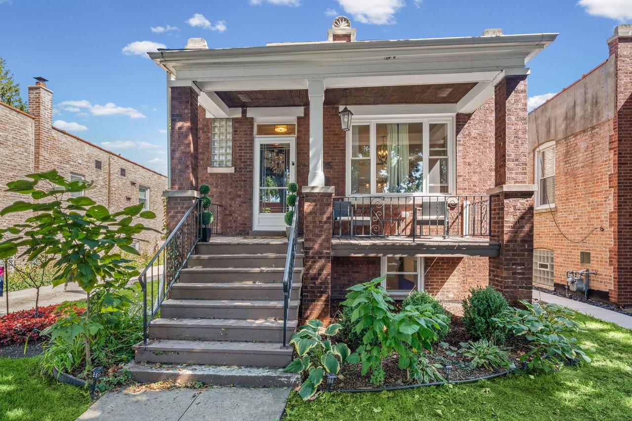 2625 Cuyler Ave., Berwyn, IL 60402