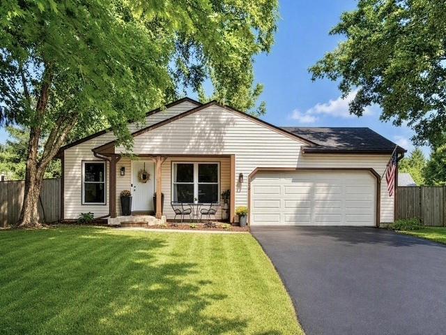 347 Danbury Dr., Naperville, IL 60565