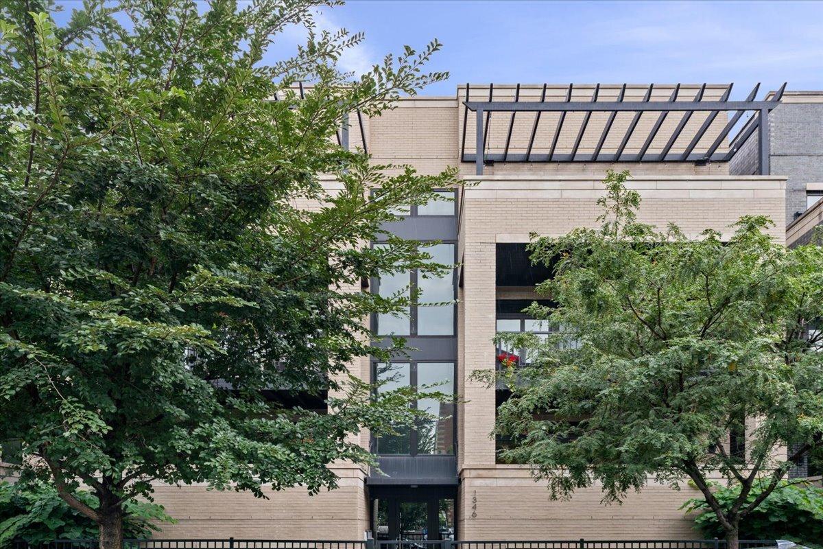 1346 W Walton St. #3W, Chicago, IL 60642