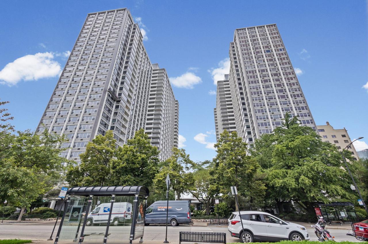 4250 N Marine Dr. #2730, Chicago, IL 60613