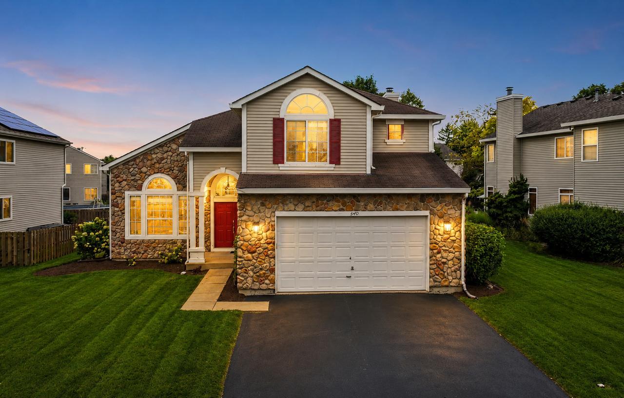 5450 Alexandria Dr., Lake In The Hills, IL 60156