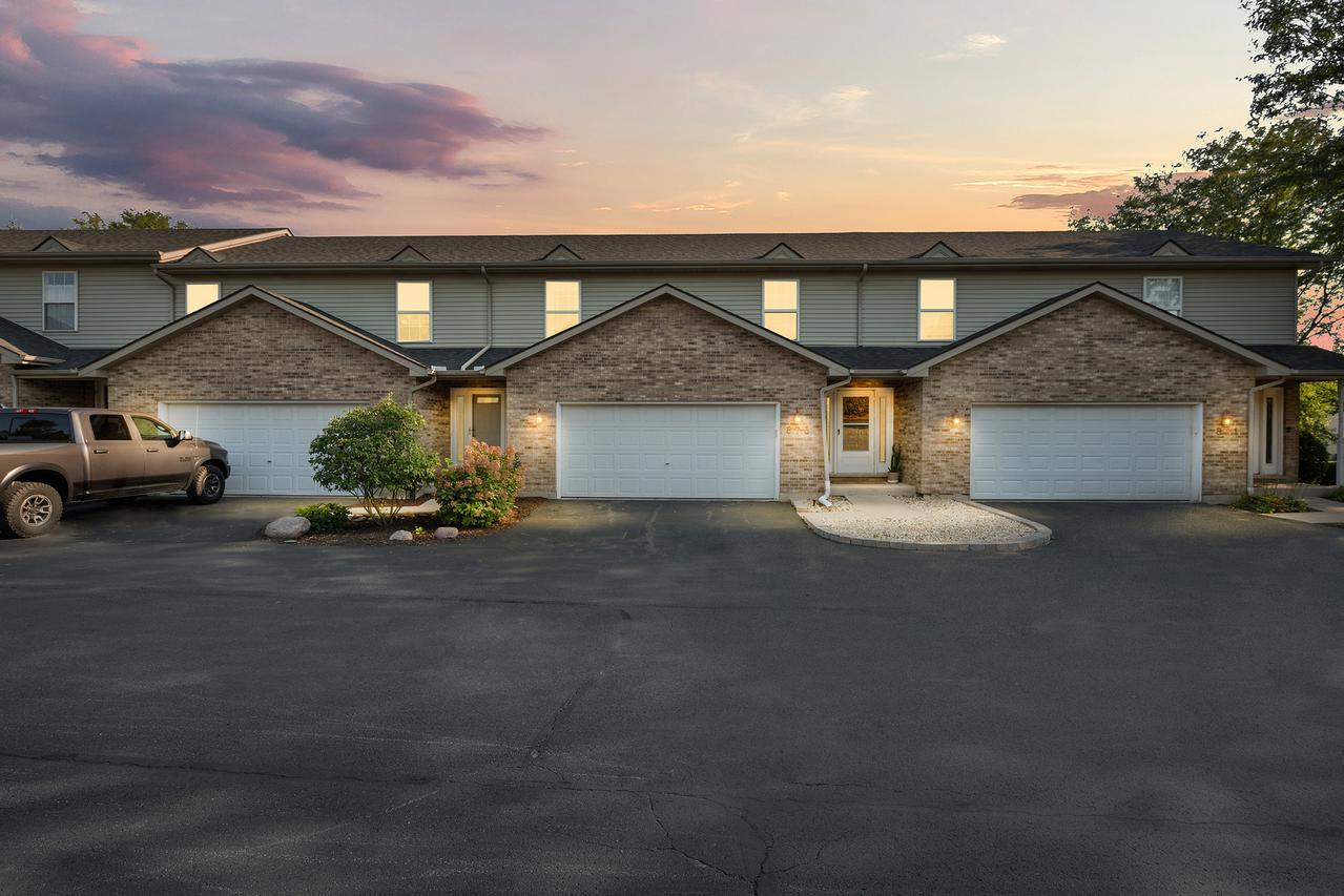 873 Shepherd Ln., Elburn, IL 60119