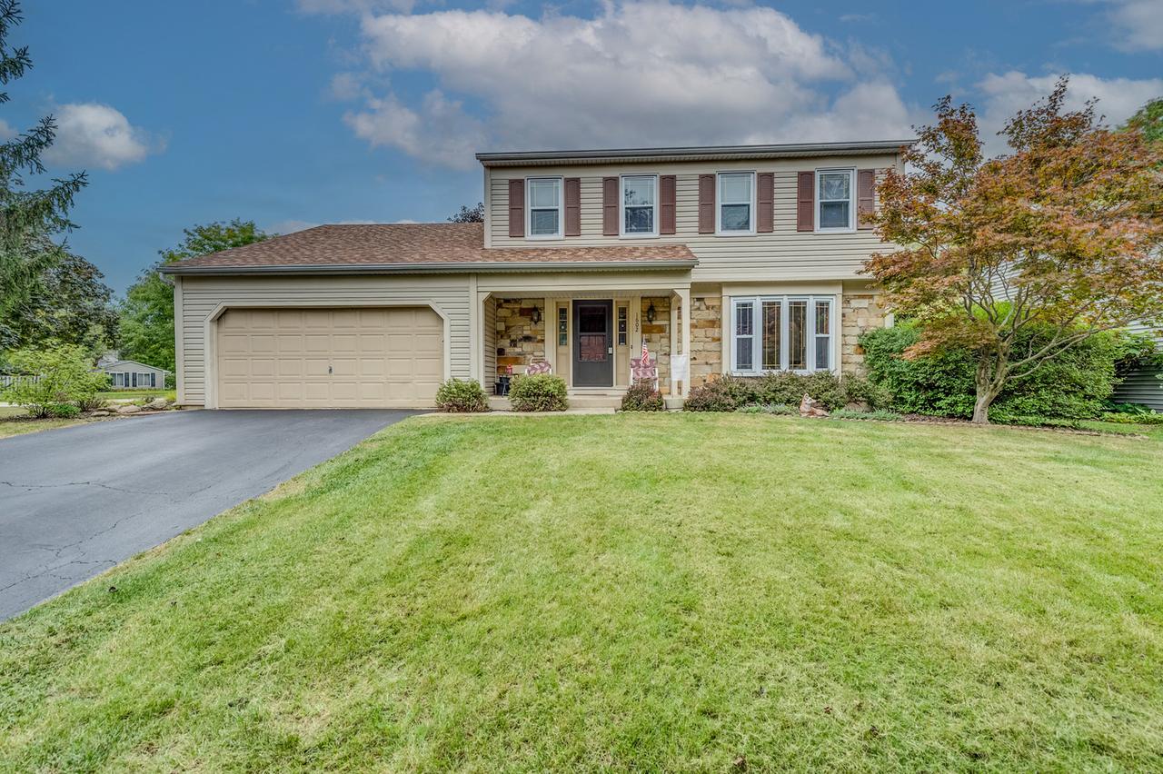 1602 Larson Ave., St. Charles, IL 60174