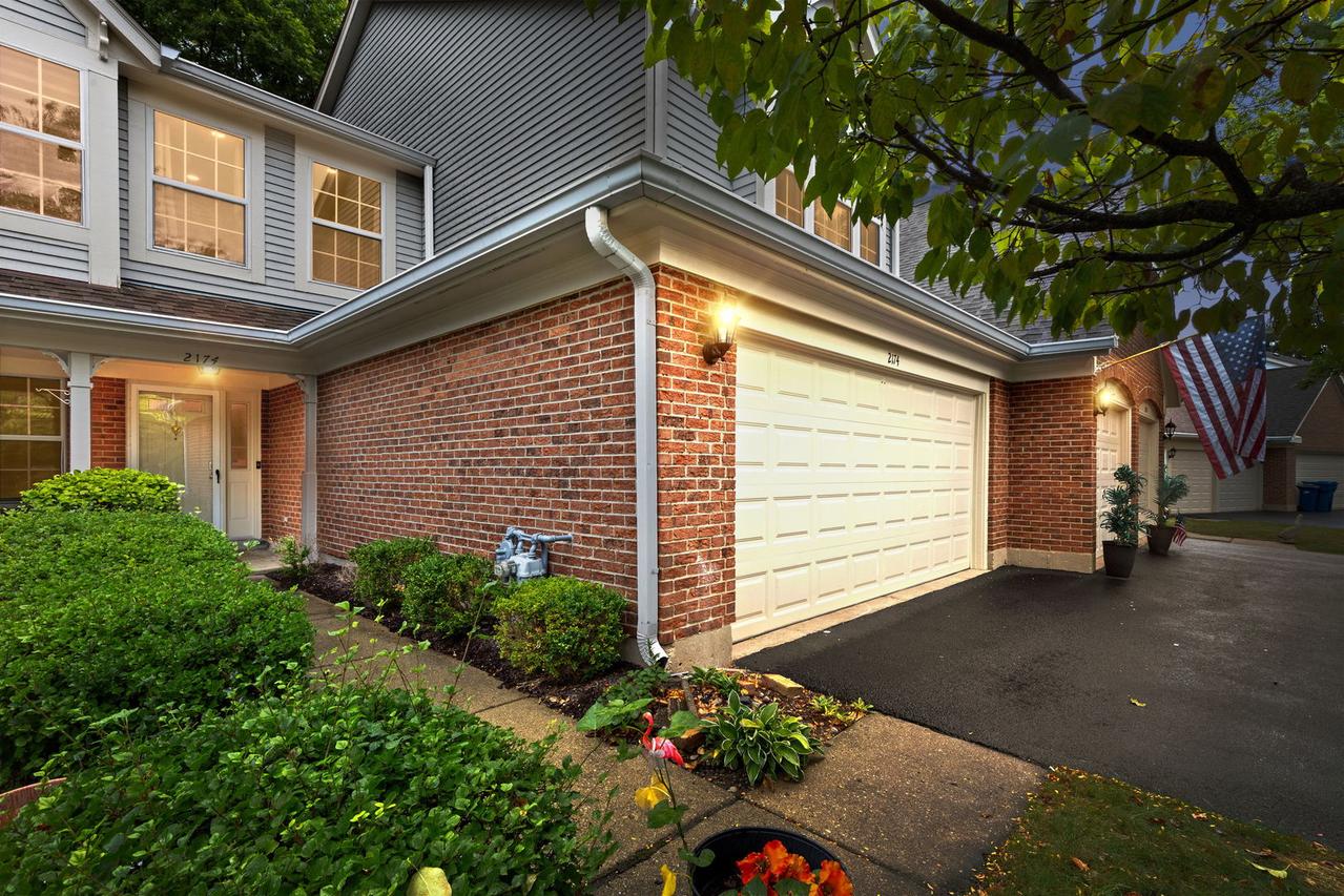2174 Rob Roy Ct., Hanover Park, IL 60133