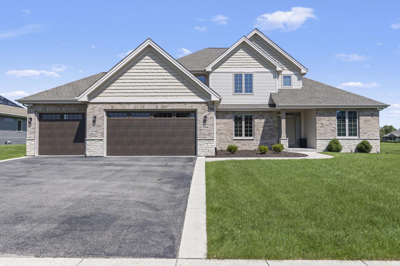 296 Club House Dr., Cherry Valley, IL 61016