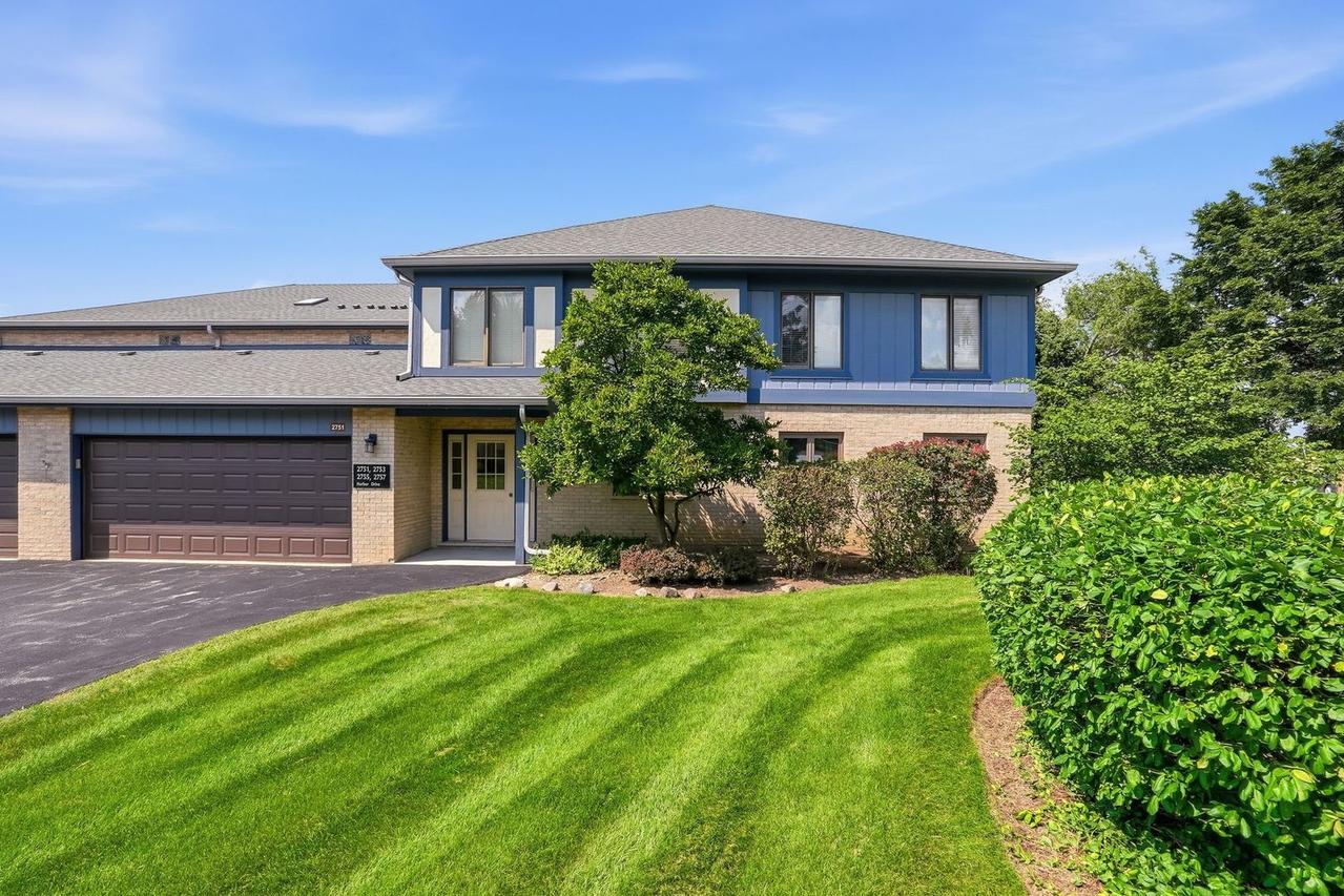 2751 Harbor Dr., Joliet, IL 60431