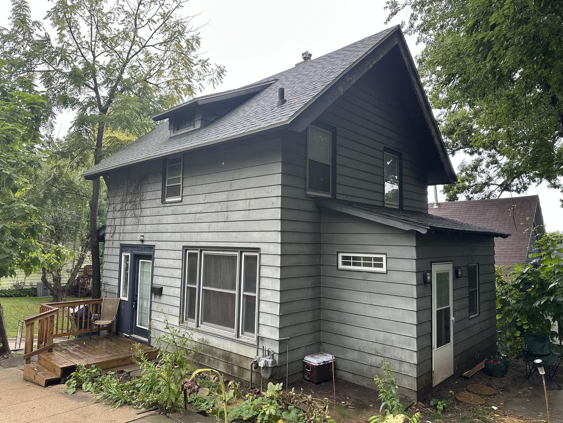 23 Keller St., Savanna, IL 61074