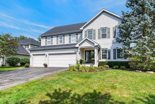 8024 Connor Dr., Long Grove, IL 60047