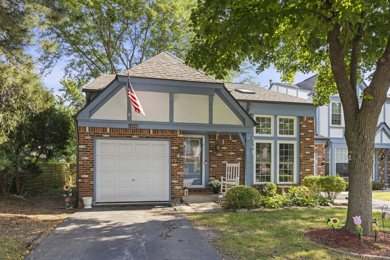 14743 Lakeview Dr., Orland Park, IL 60462