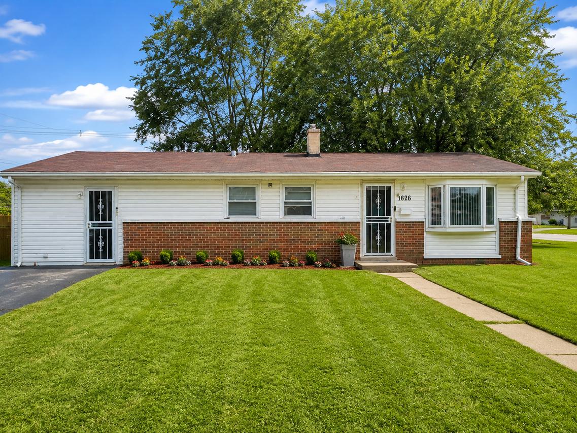 1626 W 167th St., Markham, IL 60428