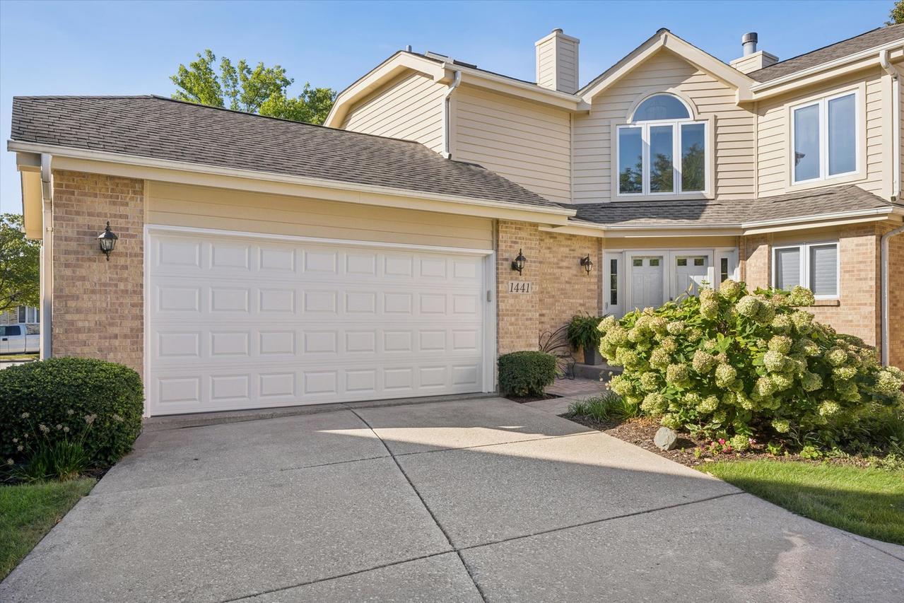 1441 Coventry Ct., Darien, IL 60561